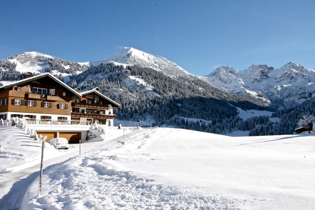 Hotel Gaestehaus Mathies Mittelberg Esterno foto